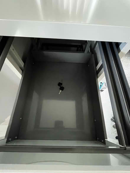 Photo of free White filing cabinet as new (LS10) #2