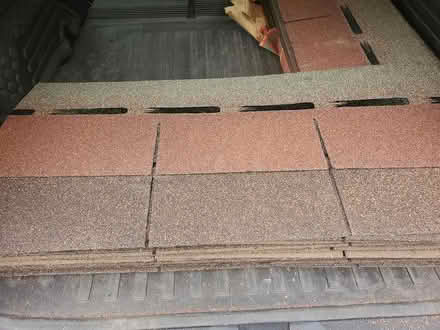 Photo of free 4x packs 3-tab composite shingles (South Bellevue) #1