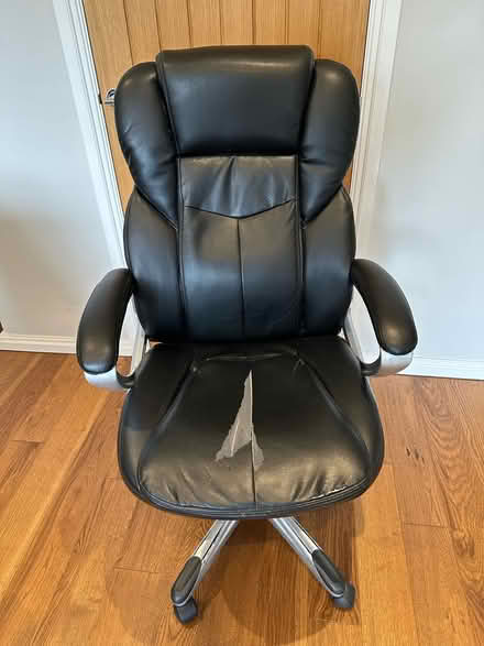 Photo of free Office Chair (Height & Tilt Adjust) (New Milton BH25) #1