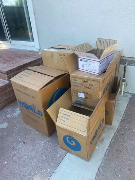 Photo of free Moving boxes and packing paper (East Palo Alto) #1