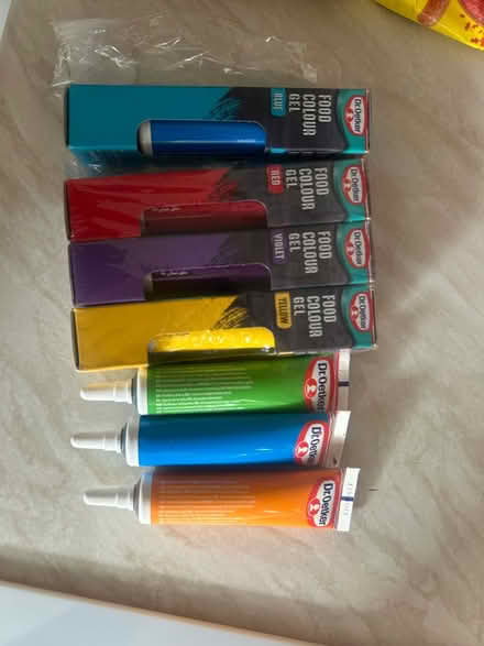 Photo of free FOOD: Rainbow Food Colouring Tubes (AB10) #1