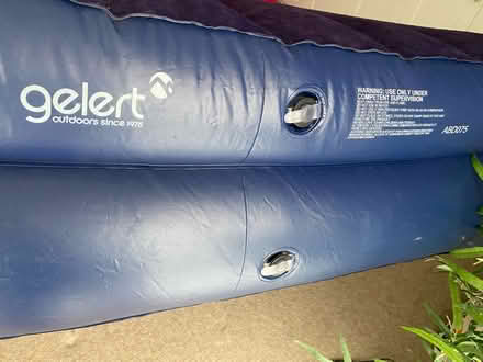 Photo of free Blow up mattress (possibly faulty) (New Cross, SE14) #2