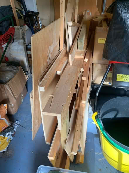 Photo of free Various bits of wood (Sutton Pools OX14) #1