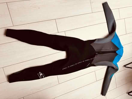 Photo of free Wetsuit 5mm men’s small (Leatherhead) #3