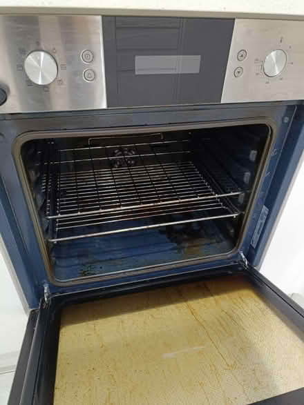 Photo of free Samsung oven-built-in (SG2) #3
