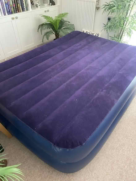 Photo of free Blow up mattress (possibly faulty) (New Cross, SE14) #1