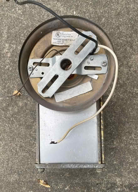 Photo of free 4 exterior lights (Near De Anza College) #4