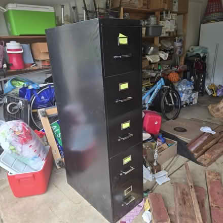 Photo of free 5 Drawer File cabinet (Potomac Rockville) #1