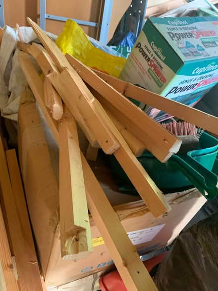 Photo of free Various bits of wood (Sutton Pools OX14) #2