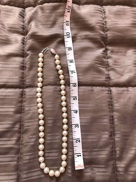 Photo of free String of faux pearls (East Palo Alto) #1