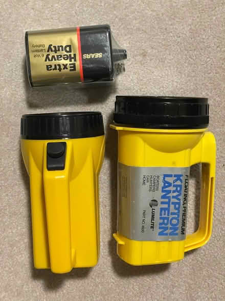 Photo of free flash lights (Near De Anza College) #1