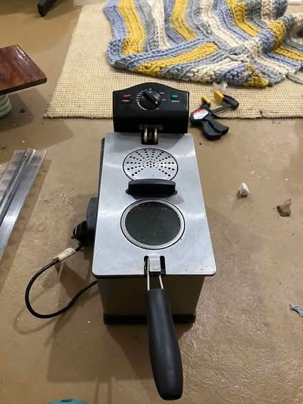 Photo of free Fryer (Bingley BD16) #1
