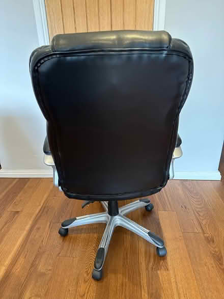 Photo of free Office Chair (Height & Tilt Adjust) (New Milton BH25) #3