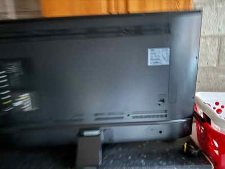 Photo of free Flat screen TV with a fault (Cheadle Hulme SK8) #3