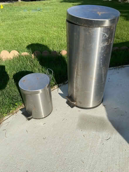 Photo of free Metal Trash cans (Camp Springs) #1