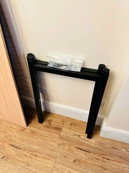 Photo of free Desk (SW11 Battersea) #3