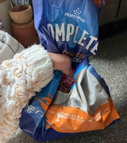 Photo of free Dry cat food (B16) #2