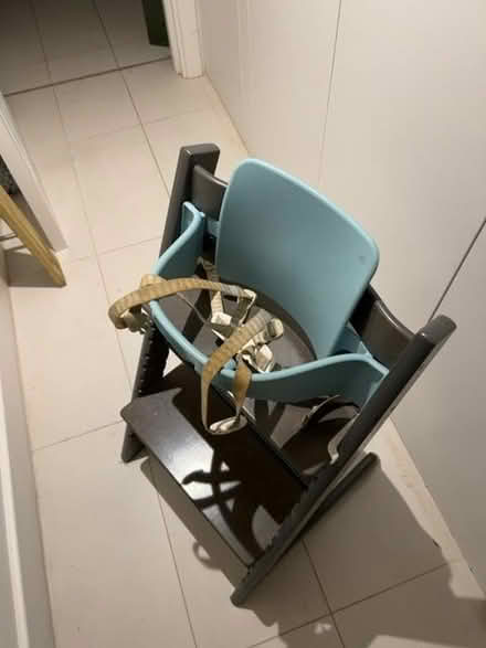 Photo of free Kids stylish high chair (Ravenscourt Park W6) #3
