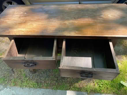 Photo of free Table (Southeastern suburbs) #1