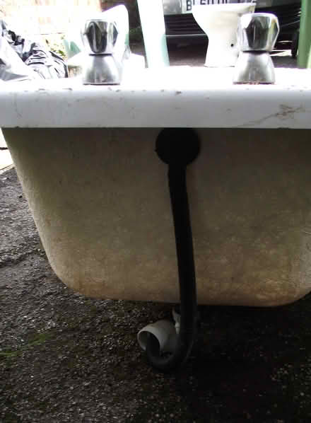 Photo of free White Bath / Water Trough for Farm (Belper DE56) #3