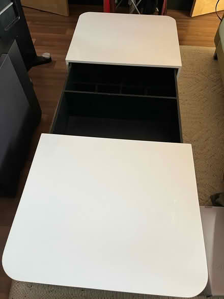 Photo of free White gloss extendable sofa table (Norton-Lees, S8) #2