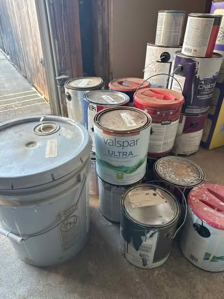 Photo of free Paint (Pinebrook/Middlebrook) #3