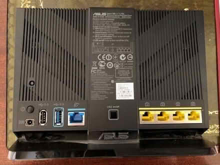 Photo of free ASUS Router (Maidenhead SL6) #2