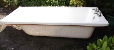 Photo of free White Bath / Water Trough for Farm (Belper DE56) #4