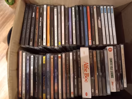 Photo of free CDs assortment (Bordon) #1