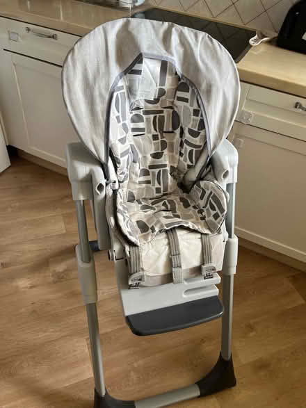 Photo of free child seat (N4) #4
