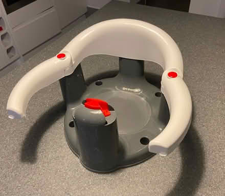 Photo of free Baby bath seat 6+ months (Shenfield CM15) #1