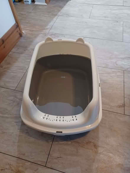 Photo of free Cat litter tray (Cringleford NR4) #1