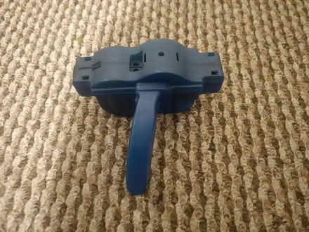 Photo of free Bicycle chain cleaner tool (E13 Near Plaistow Library) #1