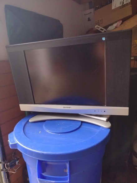Photo of free Sharp 19in TV,flat screen,not smart (Broomall) #1