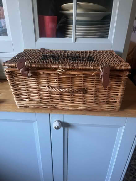 Photo of free Fortnum and Mason picnic basket (Rugby CV21) #1