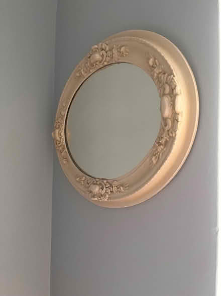 Photo of free Oval mirror (Rugby CV21) #1