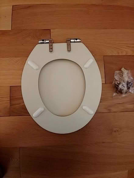 Photo of free Wooden Soft Close Toilet Seat (CT19) #3