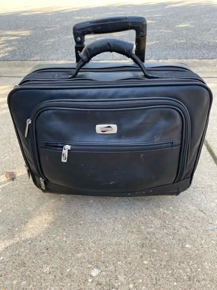 Photo of free American Tourist briefcase (Camp Springs) #1
