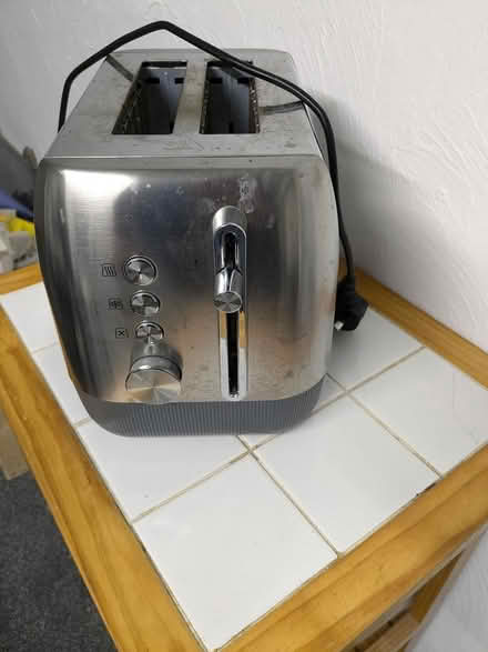 Photo of free Toaster (Newcastle Under Lyme) #1