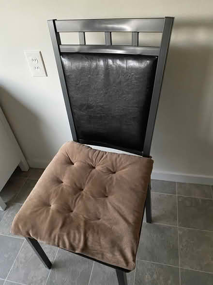 Photo of free Dinette table (Downtown Fairfax) #2