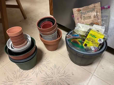 Photo of free Flower pots and seeds (Bloomfield) #1