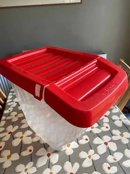 Photo of free Large plastic tub with lid (Grappenhall WA4) #1