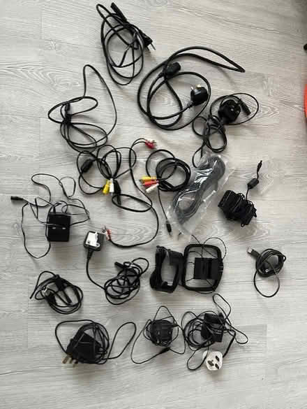 Photo of free A variety of cables (Ealing London) #1