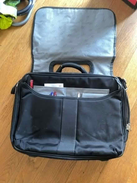 Photo of free Wenger soft Briefcase with padded laptop slot (Odd Down) #2