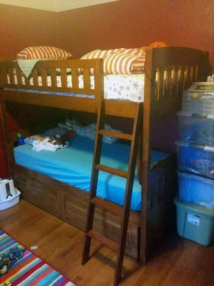 Photo of free Twin Bunk Beds (Leschi) #1