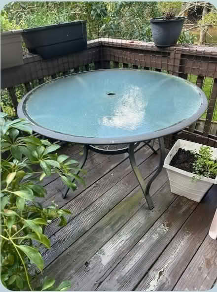 Photo of free Outdoor Furniture 4 U (Crossrail and Ashburn - Burke) #2