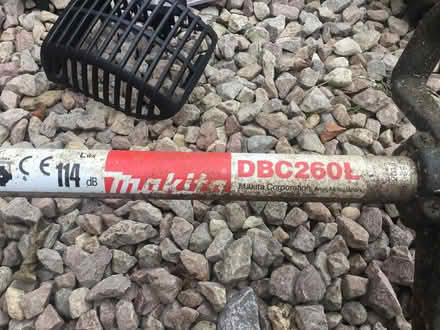 Photo of free Petrol Makita DBC260L strimmer for parts or repair (Malvern Link WR13) #3