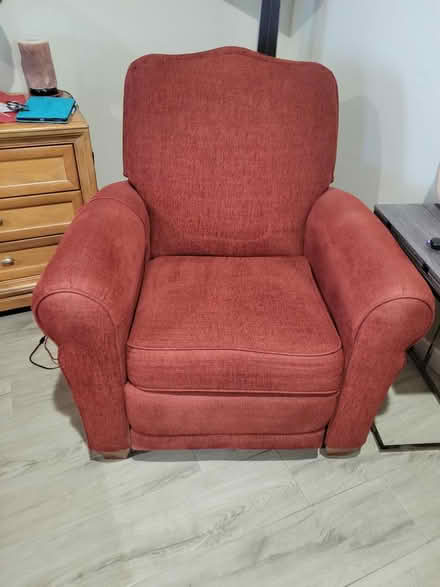 Photo of free Lazy Boy Accent recliner (Metro Verde) #1