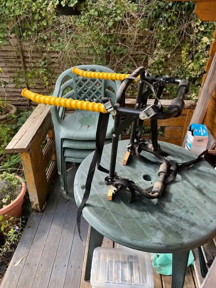 Photo of free Cycle carrier for hatchback car (Cutteslowe OX2) #2