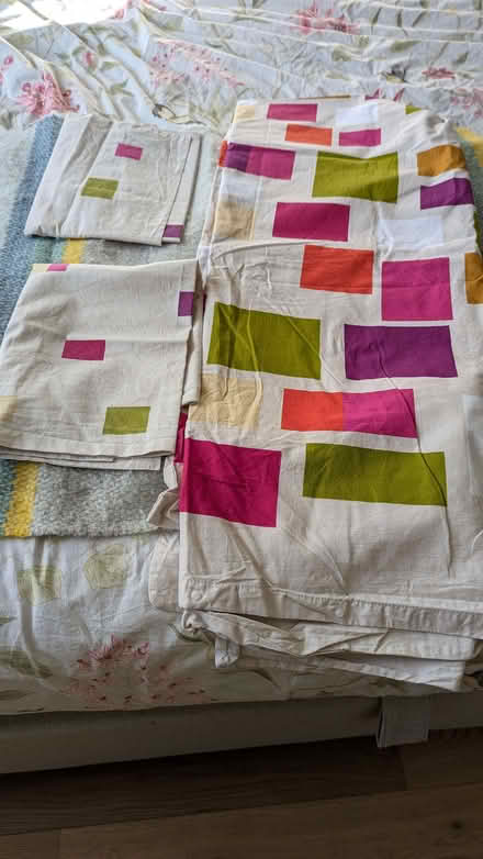 Photo of free Scion single cotton duvet cover with pilllowcases (New Marston OX3) #2